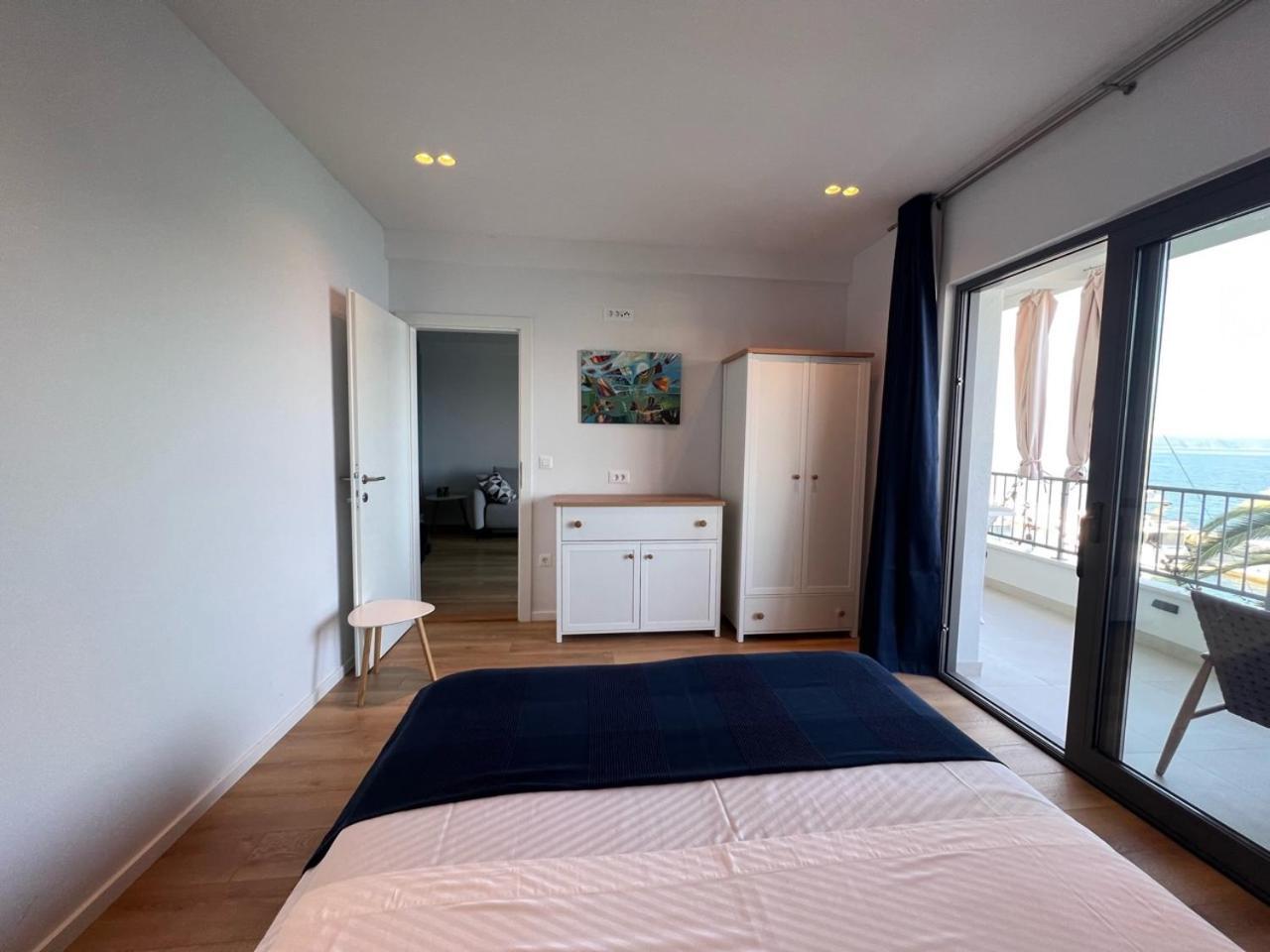 Beachfront Comfort Apartments Sinajko Podgora Dış mekan fotoğraf
