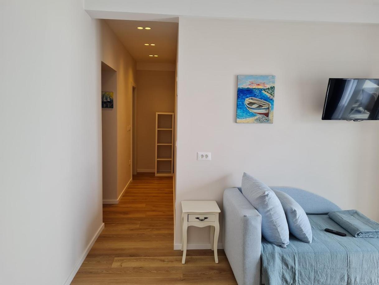 Beachfront Comfort Apartments Sinajko Podgora Dış mekan fotoğraf